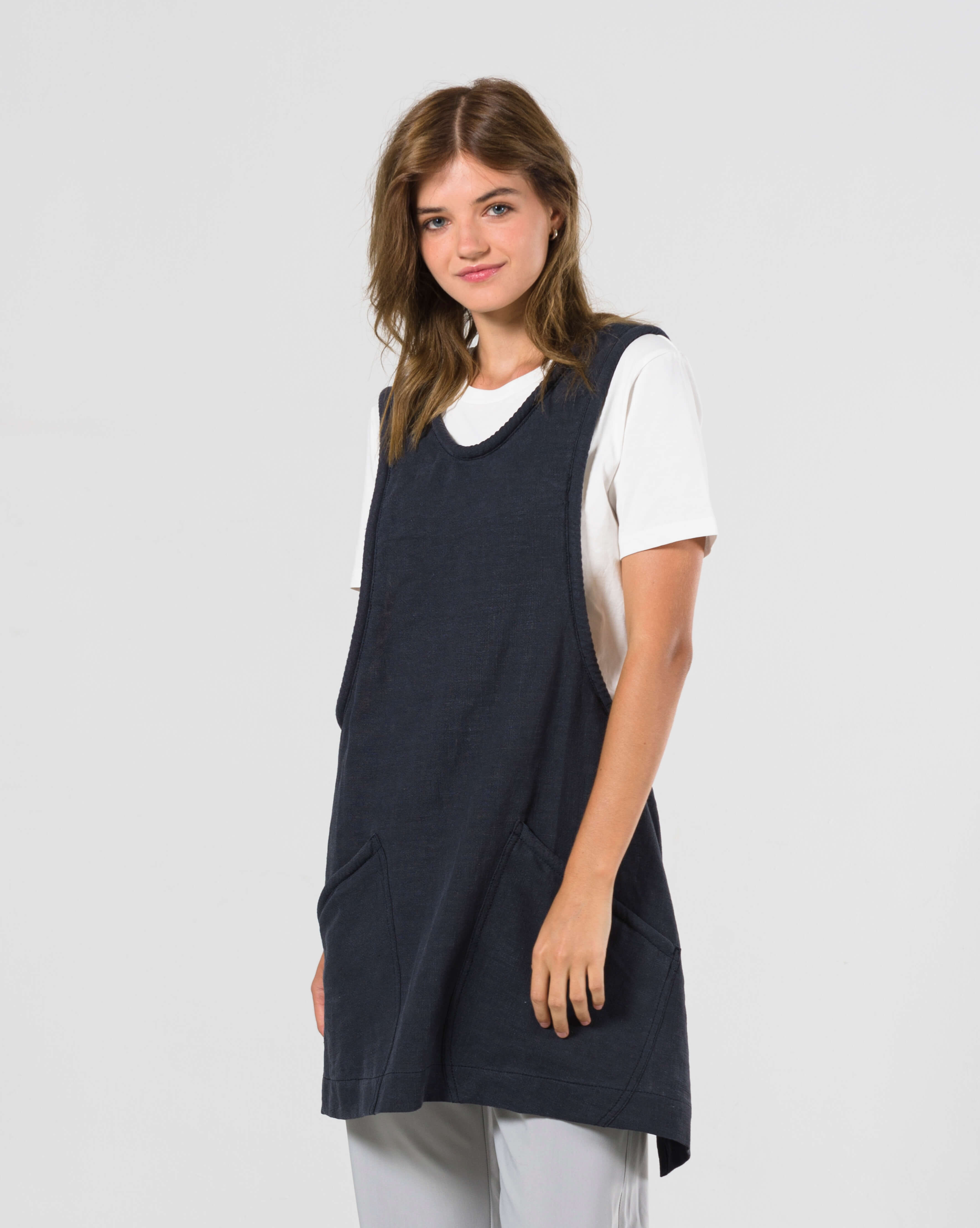 TOKYO BIB APRON