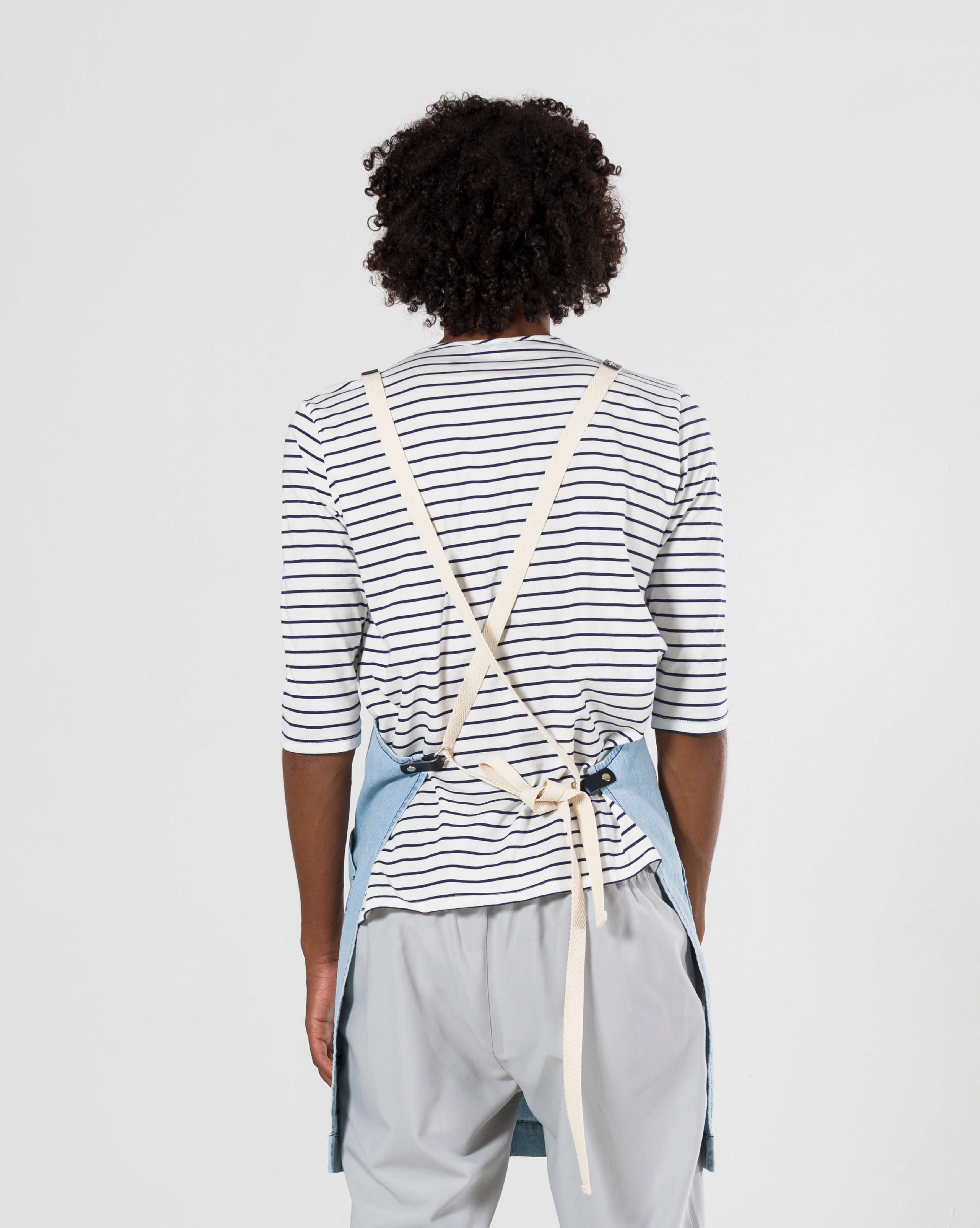 LONDON APRON